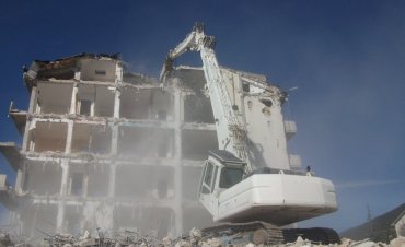 Demolizione speciale - L'Aquila: Palazzina Marinelli