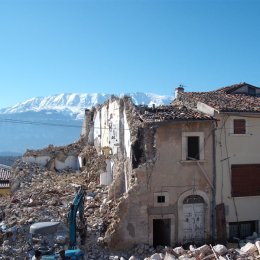 Demolizioni speciali Abruzzo: Poggio Picenze - via Palombaia 2